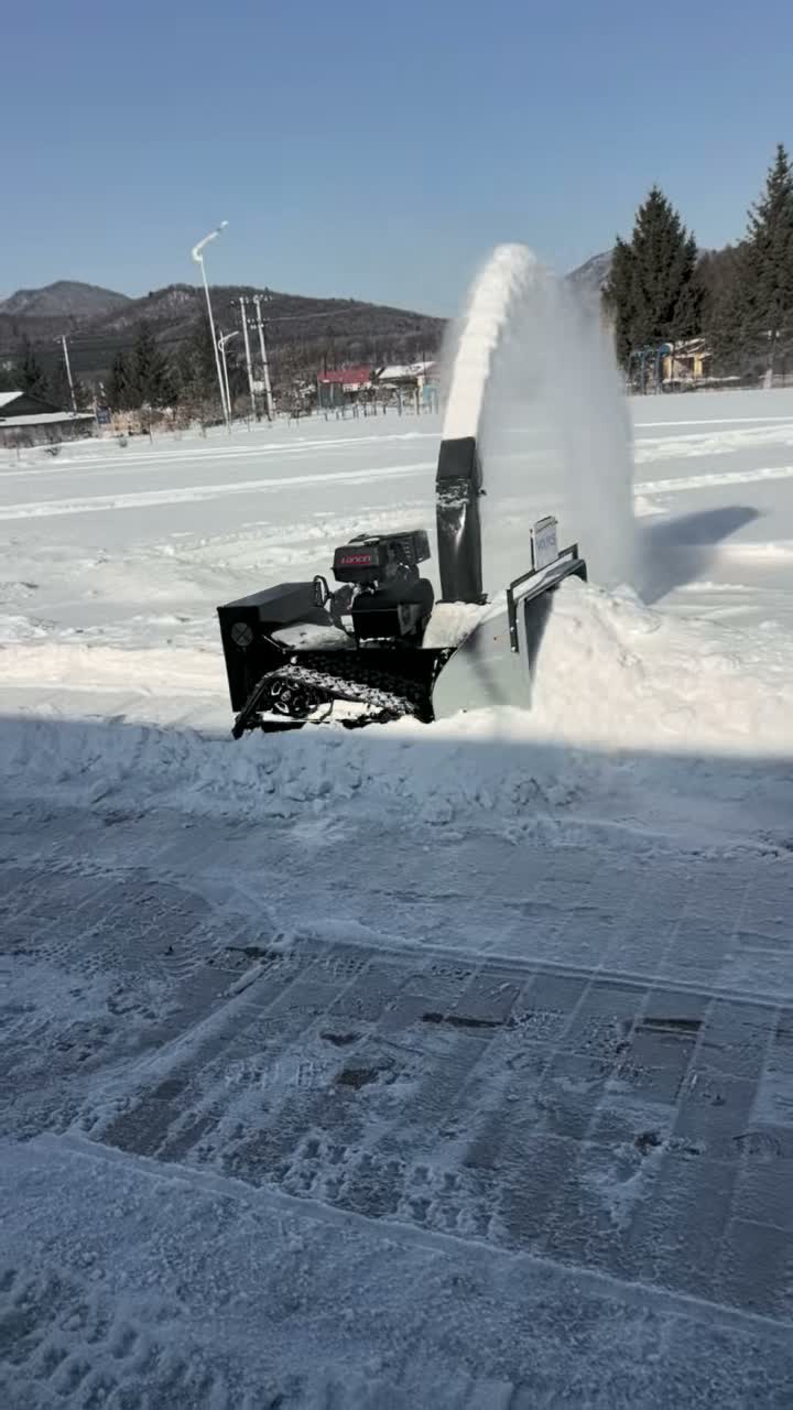 SnowPilot 室内 FPV 远程操控扫雪机-佛山市依时利新科技有限公司